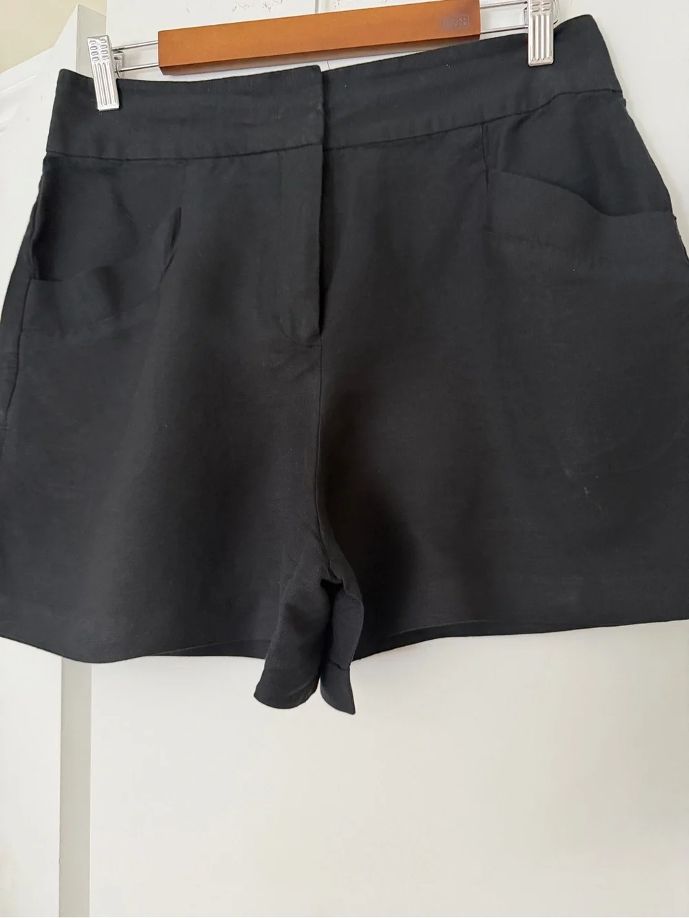 Club Monaco Black Tailored Pocket Shorts